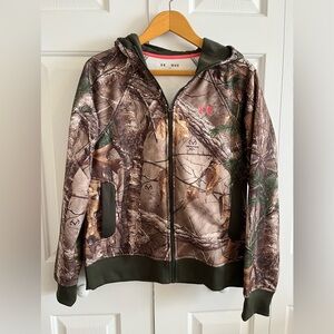 Under Armour Women’s RealTree Camouflage Full Zip Hooded Jacket (sz Medium)